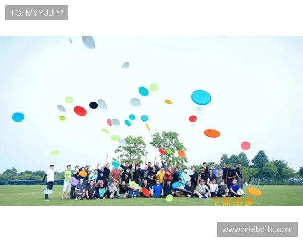 重庆飞盘队与杭州飞盘队赛后复盘分析及比赛经验总结